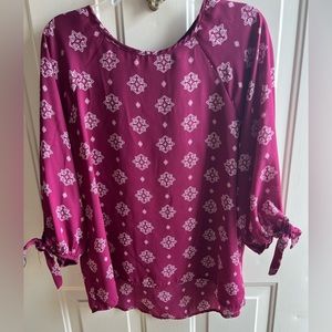 Papermoon lightweight top. Very good used condition. XL.